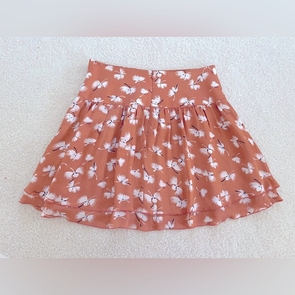Club Monaco Orange silk layered ruffle flare mini skirt - Size 0 - Picture 2 of 4